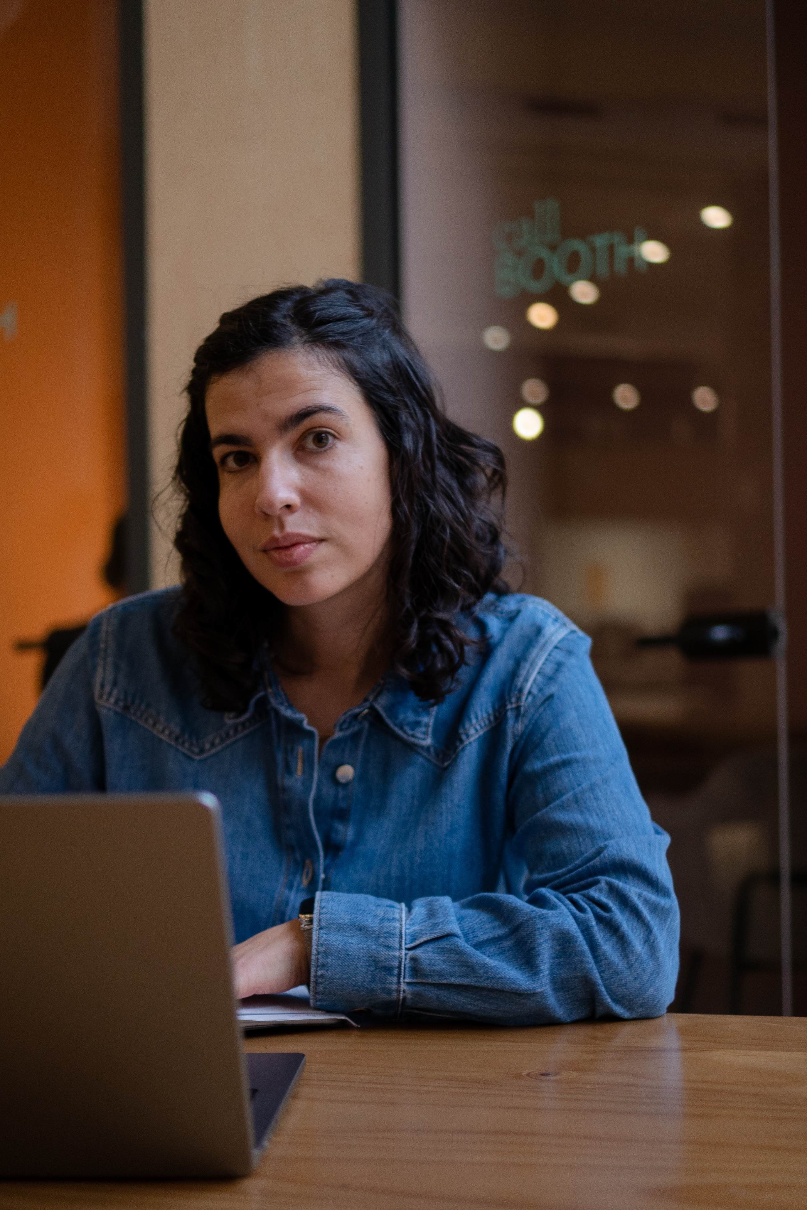 Emma Sesmero during the interview